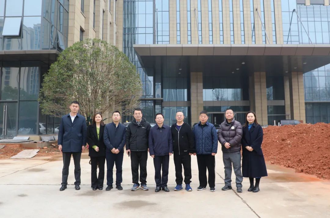 益阳市政协主席胡立安一行莅临绿之韵中心走